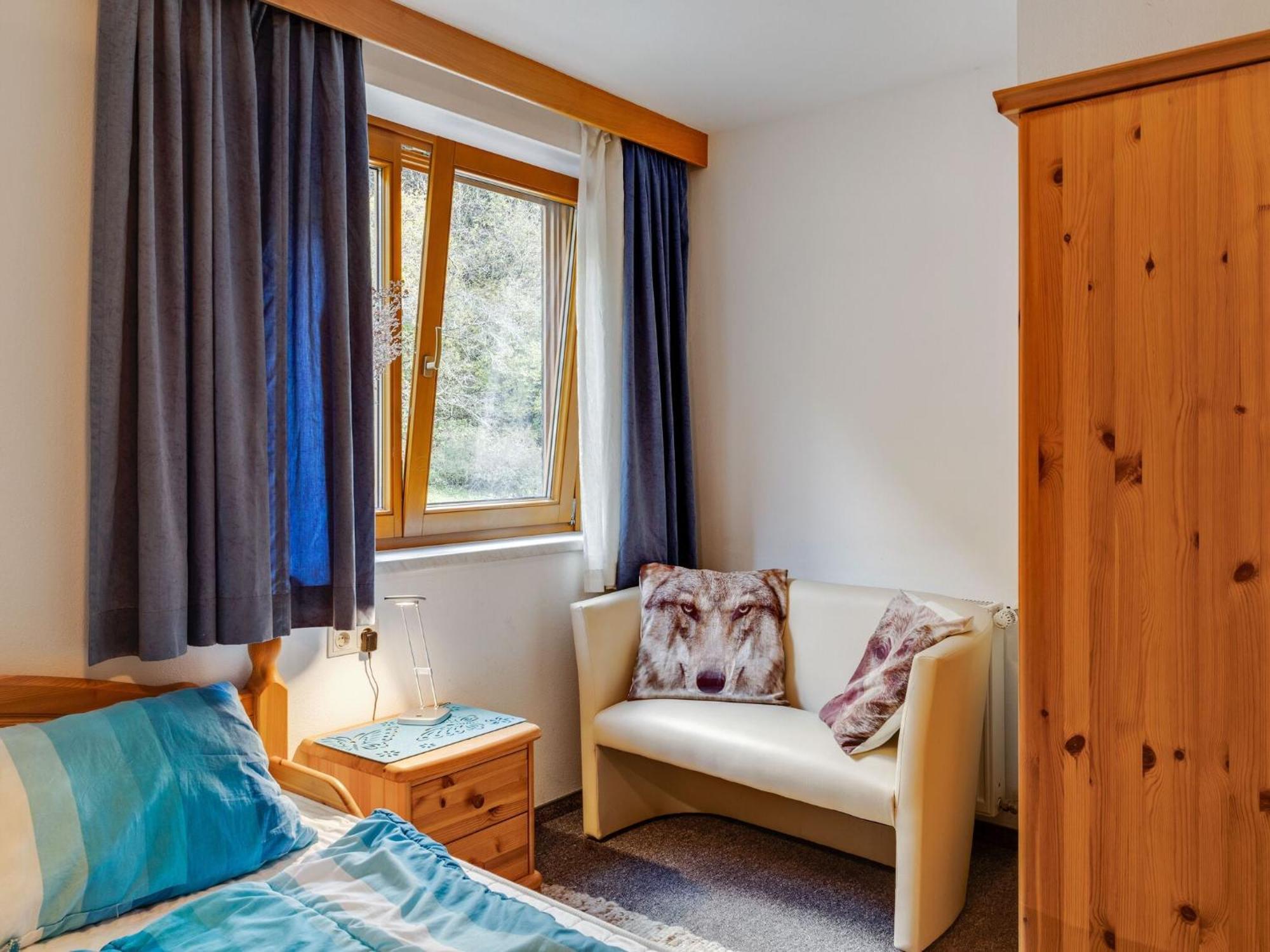 Apartment Near The Ski Area In Matrei Matrei in Osttirol Bagian luar foto